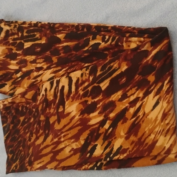 Ladies Scarf - Picture 4 of 5